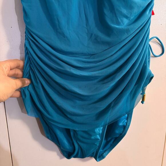 NWT SPANX Sultry Sweetheart One Piece
Swimsuit Aquamarine Blue Ruched Size 6 - Picture 6 of 12